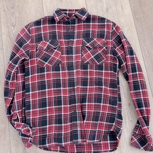 Fourstar clothing company men’s size small red and black flannel